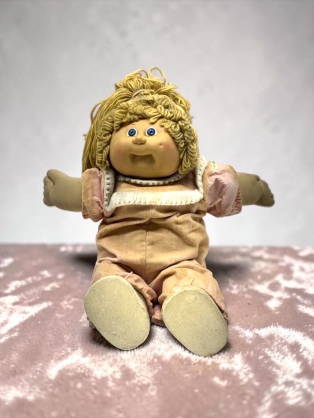 Vintage 1980s Cabbage Patch Kids Coleco Doll Blonde Blue Eyes Pink Outfit OAA